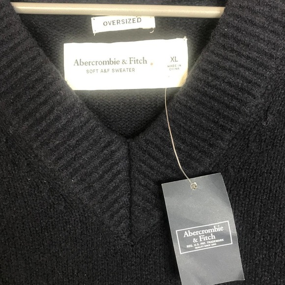 NWT Abercrombie and Fitch Soft A&F V Neck Sweater in Navy Blue SZ XL - Picture 7 of 9